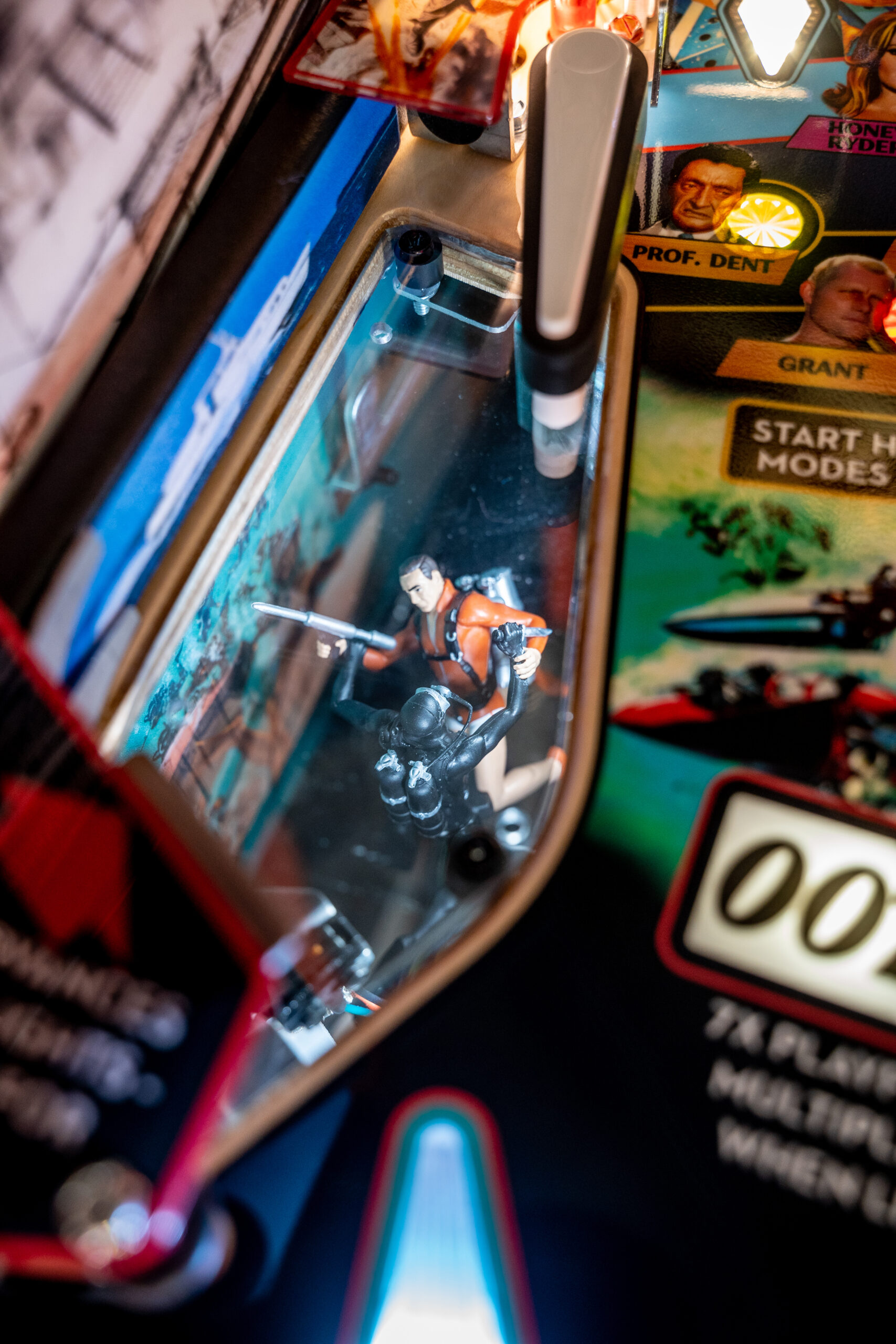 James Bond 007 LE - Image 25