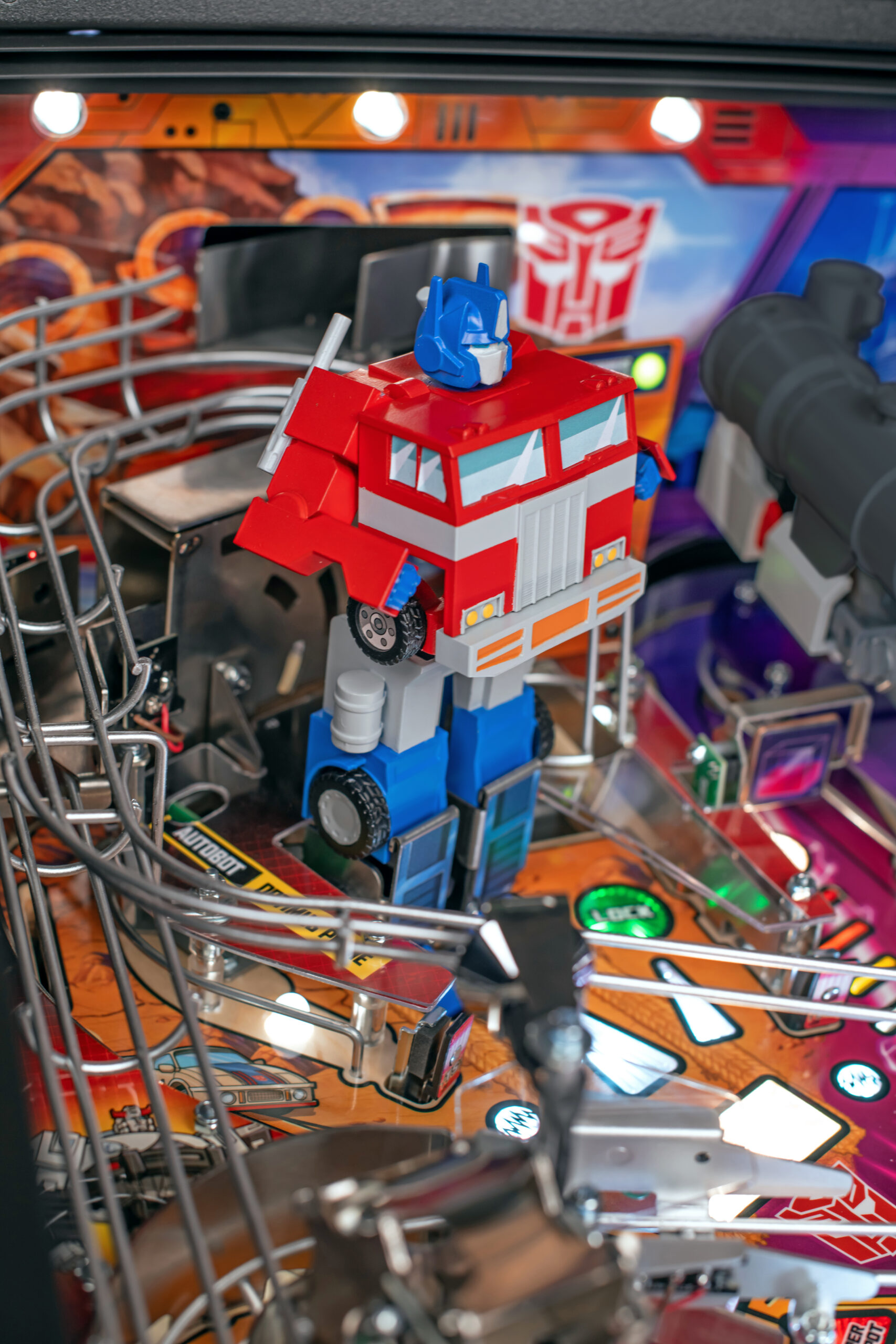 TRANSFORMERS: More Than Meets the Eye Pro - Image 9