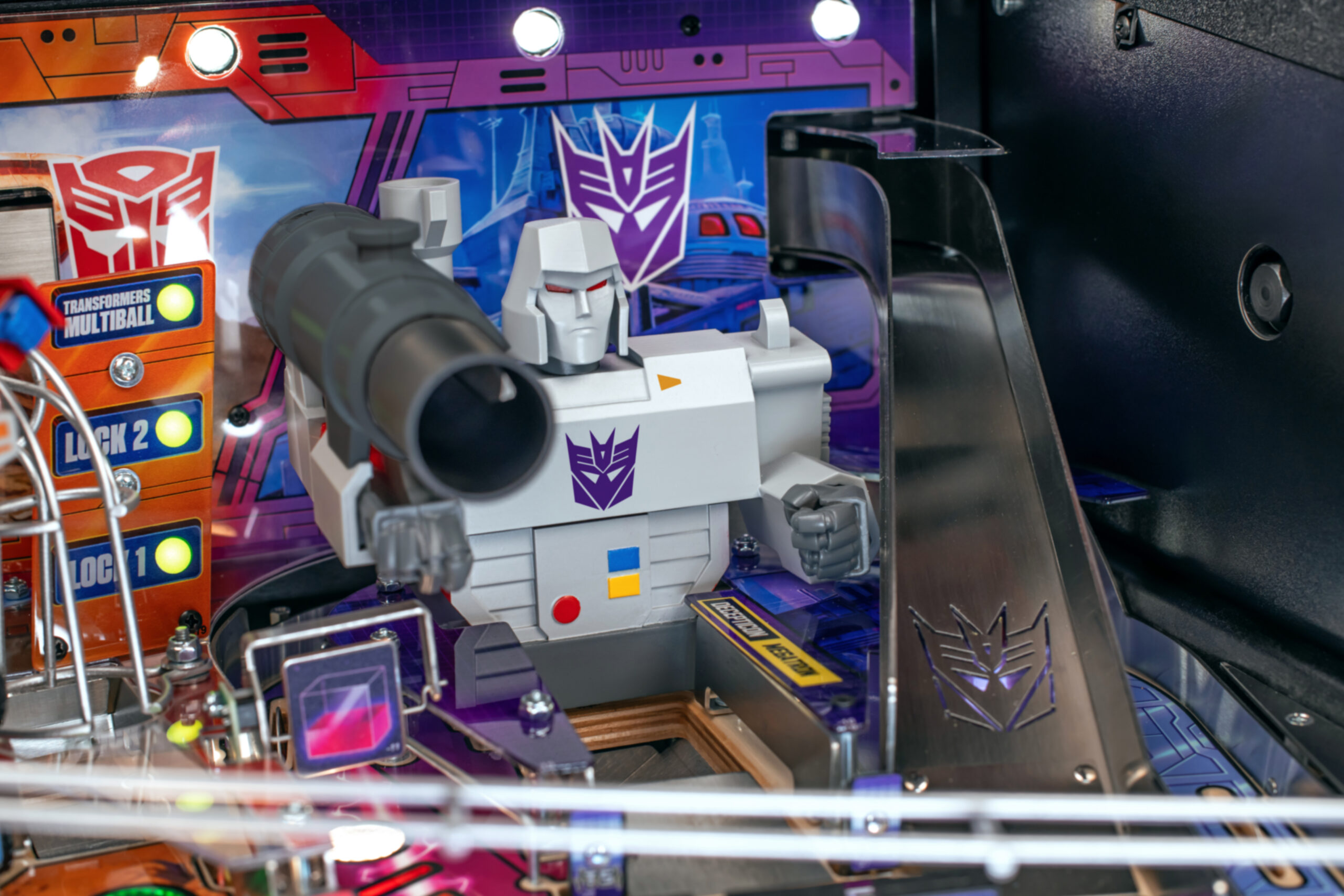 TRANSFORMERS: More Than Meets the Eye Pro - Image 15