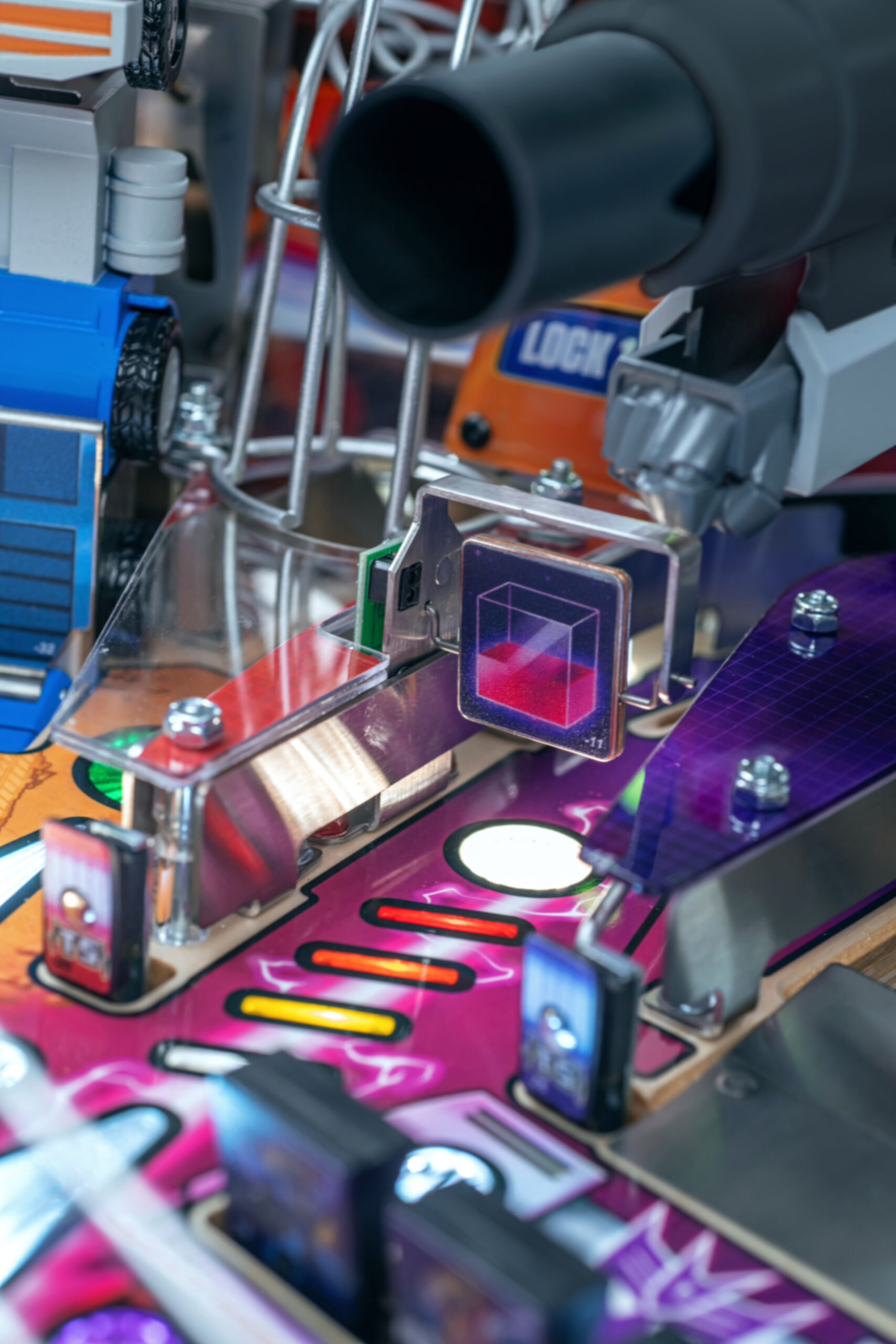 TRANSFORMERS: More Than Meets the Eye Pro - Image 19